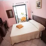 Casale Pietrantica Tropea Bed & Breakfast 4*