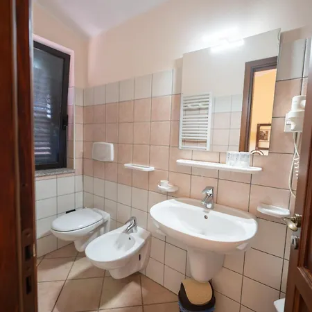 ベッド・アンド・ブレックファスト Casale Pietrantica Tropea 4*