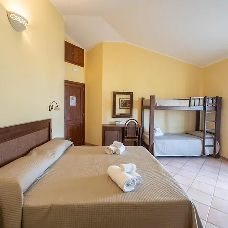 Casale Pietrantica Tropea ベッド・アンド・ブレックファスト 4*