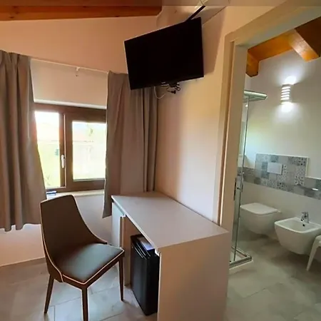 Bed & Breakfast Casale Pietrantica Tropea 4*